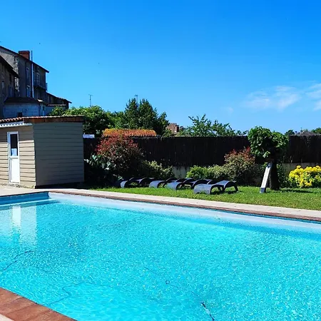 Logis Grand Pelisson Hotell 3*
