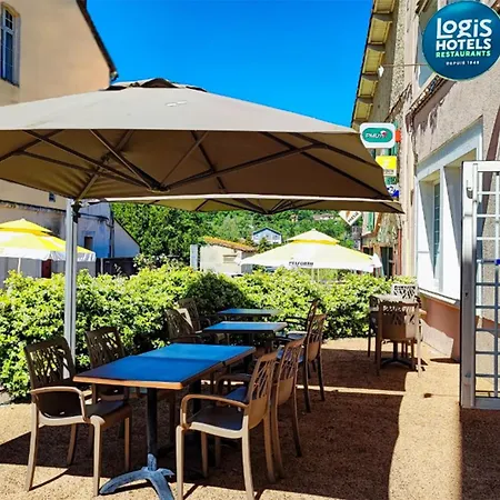 ホテル Logis Grand Pelisson 3*