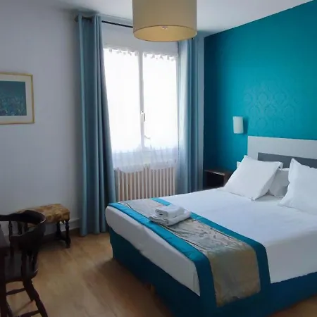 Logis Grand Pelisson 3*