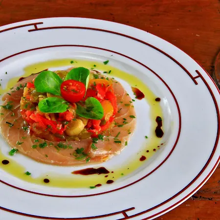 Logis Grand Pelisson 3* ノントロン