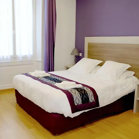 Logis Grand Hotel Pelisson Hotel 3*