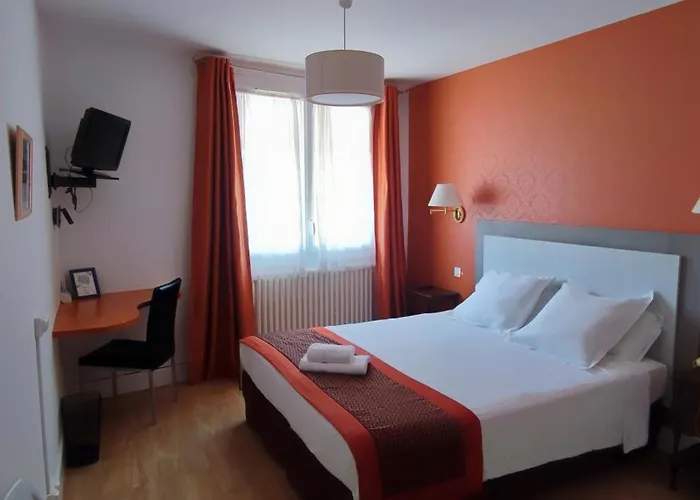 Hotel Logis Grand Pelisson