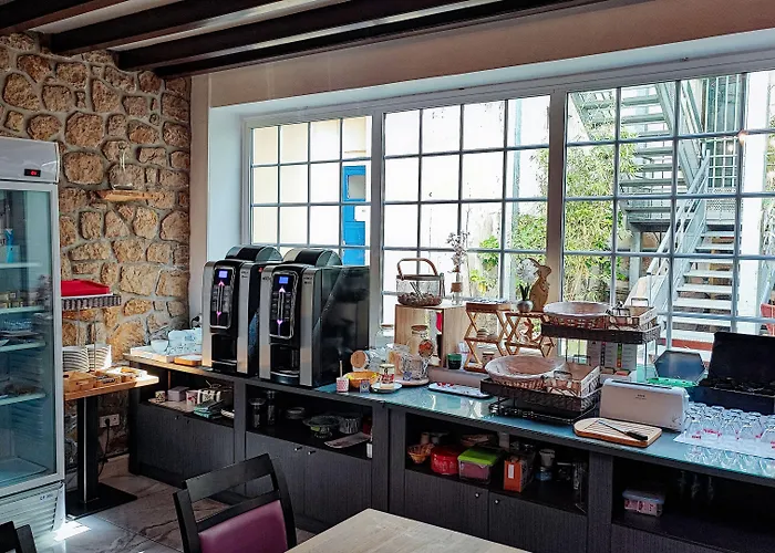 Logis Grand Hotel Pelisson Hotel 3*